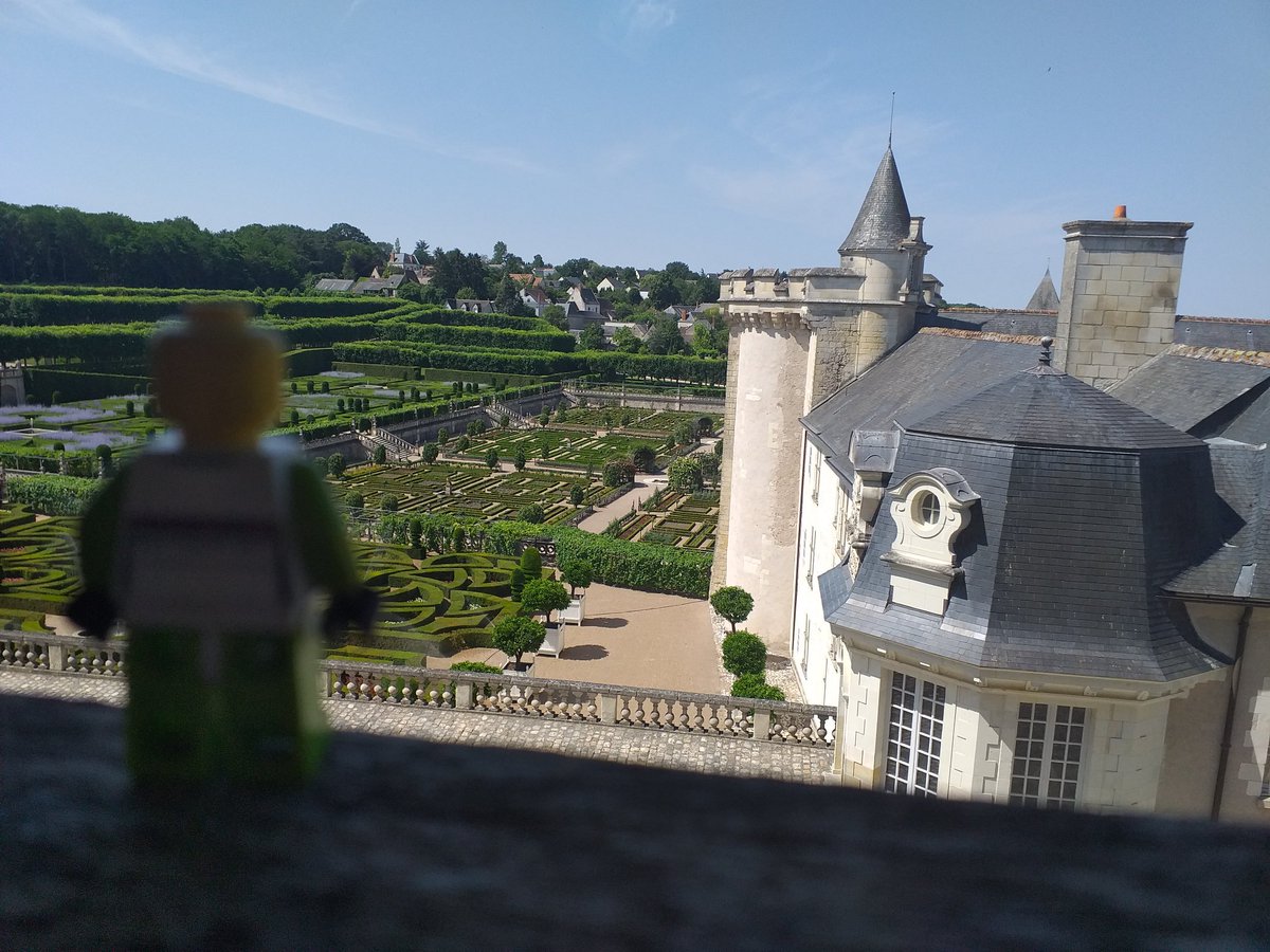 Lego_Man81's tweet photo. Busy day today...all about the Chateaux's. #france #legoman #villandry #Loire https://t.co/dW5LtJnpis