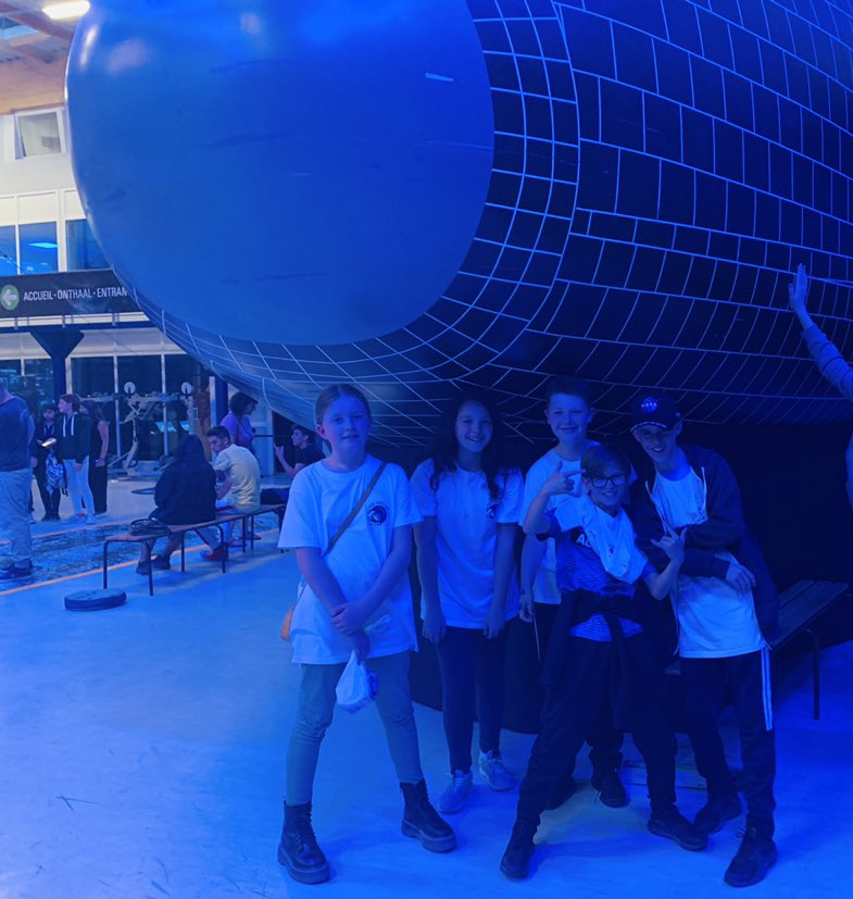LHS_ScienceDept's tweet photo. An amazing final day has been had by all!! Defying gravity on the zero gravity wall and completing our space mission: launching an orbiter, having it dock with the ISS and return safely to Earth. Our kids are the best... #WheresRick #HoustonWeveHadNoProblems #HomewardBoundSoon https://t.co/Fnm8MNp8eZ