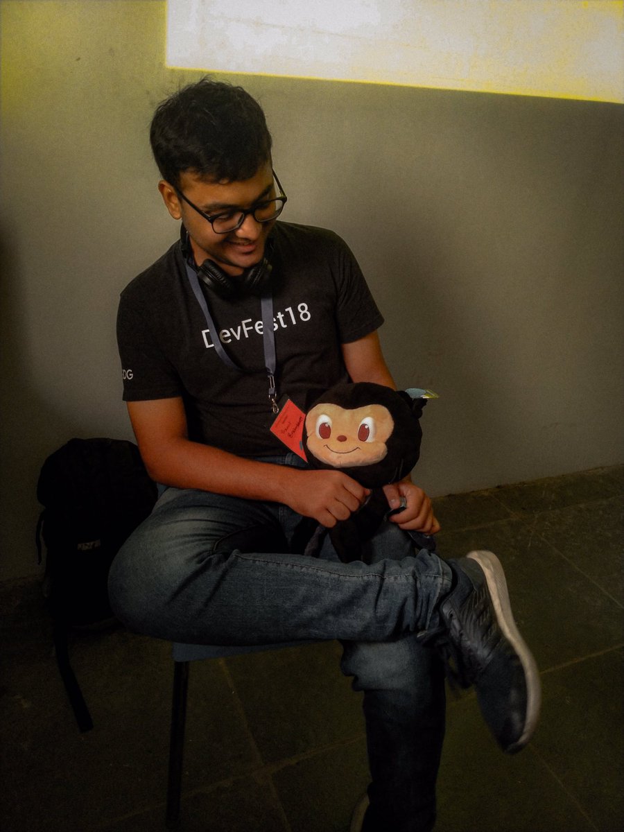 pranitb10's tweet image. I just simply get over her! 😍
Mona is ❤️
Thanks @gajjar_devansh for this beautiful edit.
@flutterbootcamp @GitHubCommunity @github @GitHubEducation @monatheoctocat 
#FlutterBootcamp19 #FlutterBootcampVadodara #Flutter #flutterdev #github #monatheoctocat