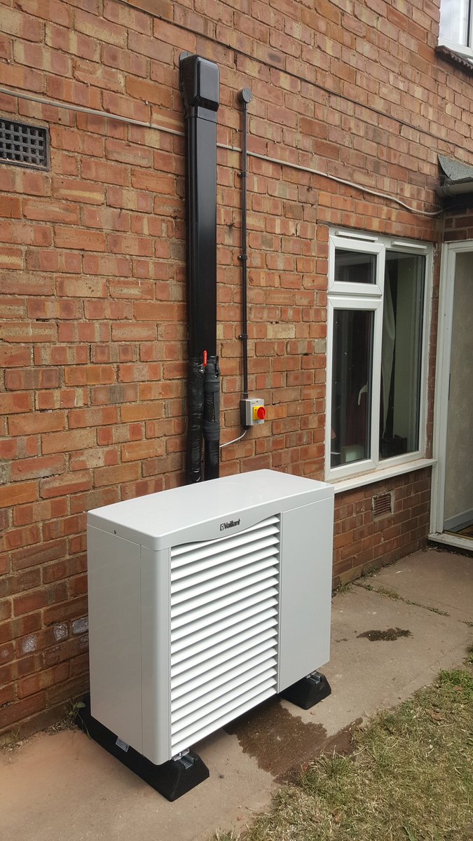 ajcoopergroup's tweet photo. Well 4 Vaillant Heat Pumps and a Mitsubishi for the weekend busy week and we will do it all again next week.... @mark_vaillant @S1Whysall @PumpHouseLtd @meuk_les https://t.co/tkmfHzXiem