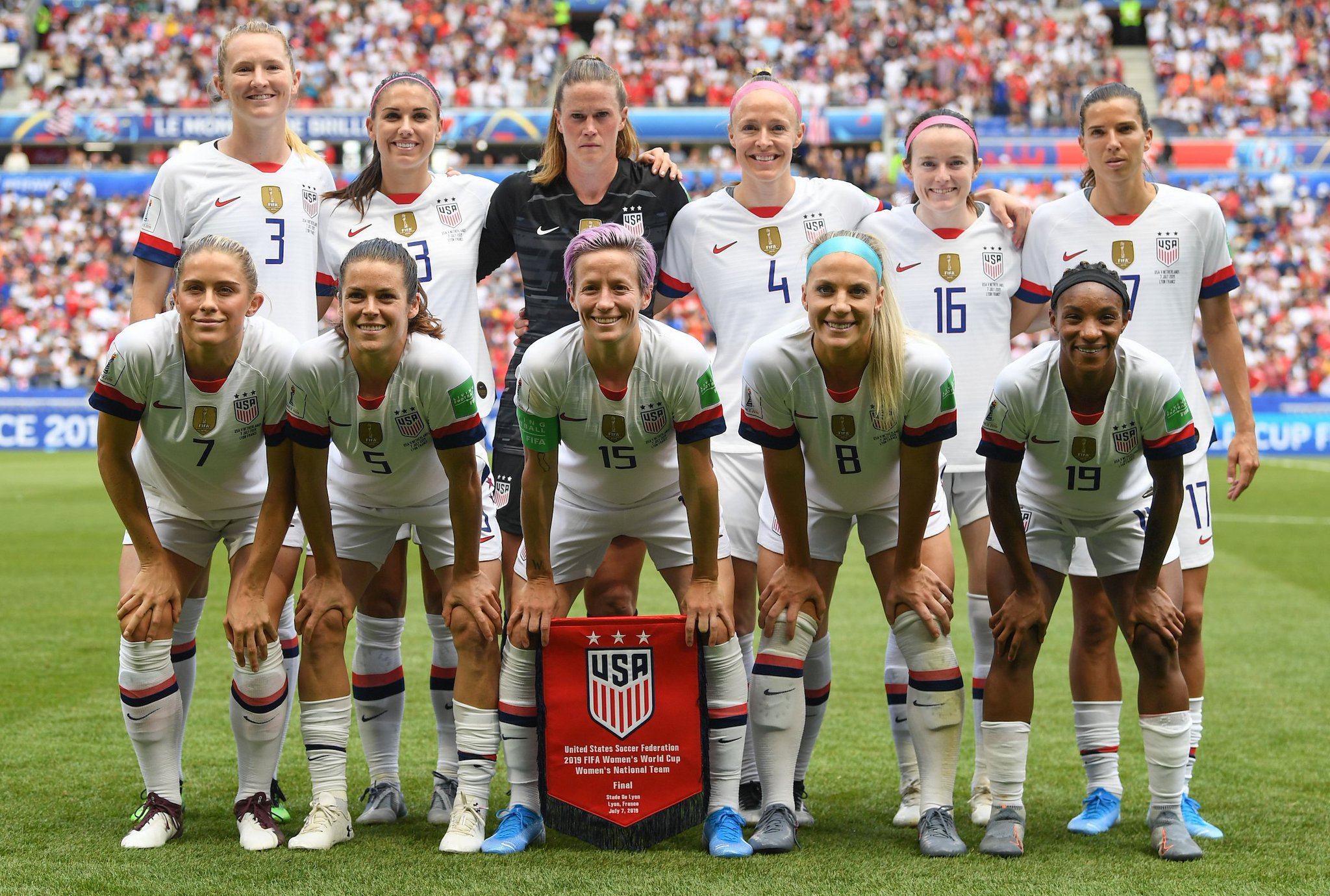 U.S. Soccer WNT on Twitter: "S 🇺 🇸 Q 🇺 🇸 U 🇺 🇸 A 🇺 🇸 D