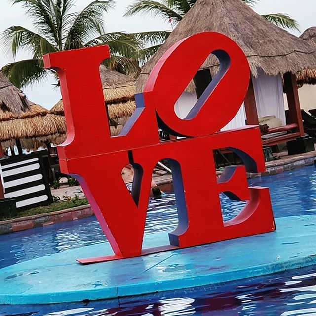 #LoveWins 🥰 #loveislove #merrillpaints #instalove #weallrisetogether #pennsylvaniaartist #travel #merrilltravels #travelmexico #familyfirst #summervacation #beachvacation #NoWall #NoCamps ift.tt/2FYgQv9