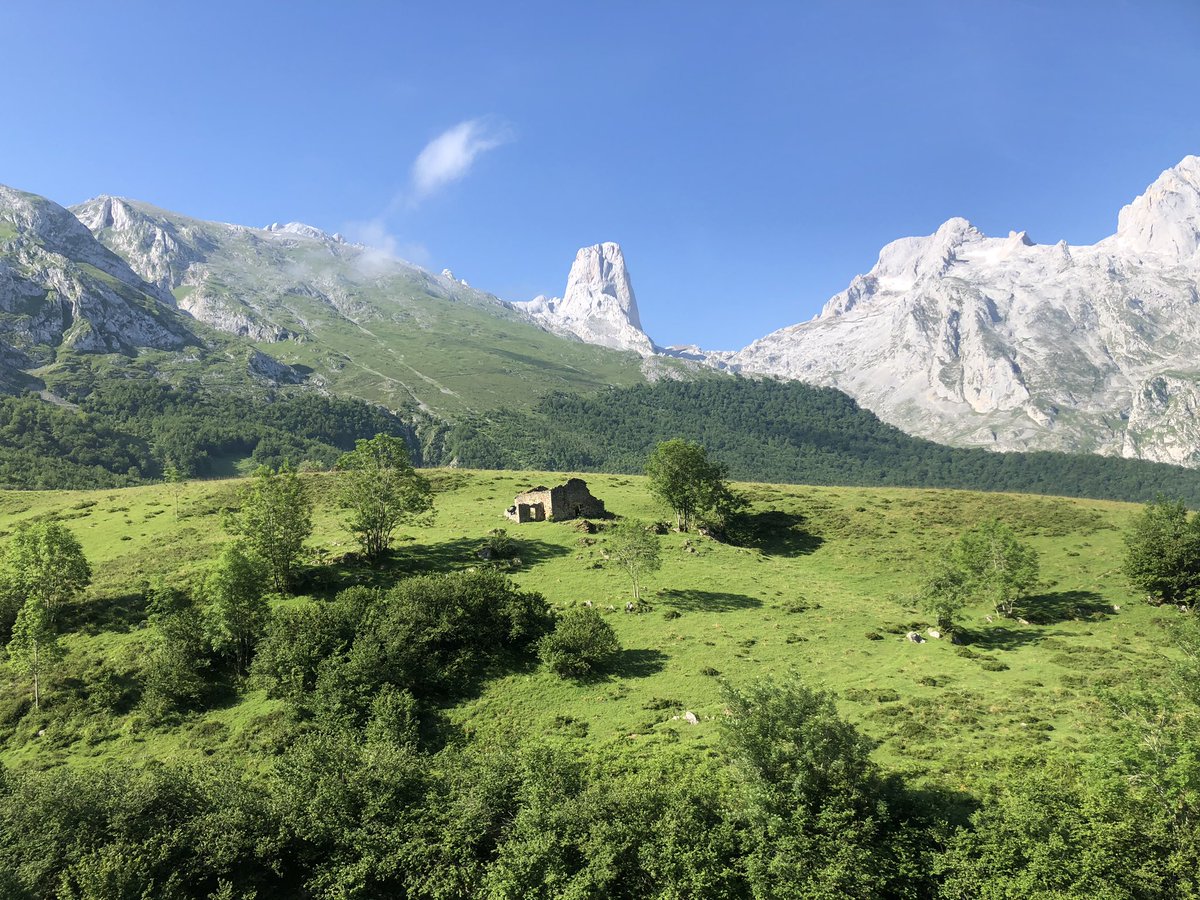 vagramuntflix's tweet image. #OJOALDATO ultima etapa!terminamos la aventura y no podemos evitar pensar en la siguiente para crecer mas aun! Suerte q elegimos compañeros de viaje adecuados y podrmos continuar hasta mas alla. @SAPAnalytics 
sapanalytics.cloud y  sapdatawarehouse.cloud #AnalyticsNext