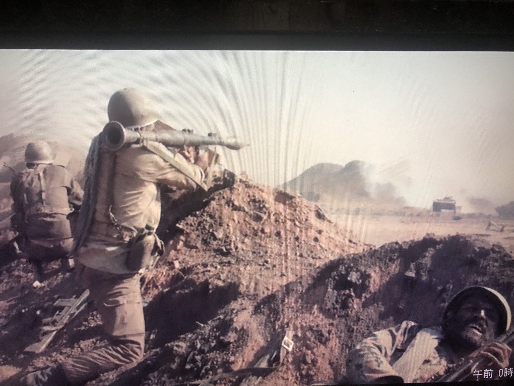 筆髭 書記長 ロスト ストレイト ってイランの戦争映画借りてきたけど イライラ戦争の泥臭い雰囲気でてて面白い T Co Bia1txi0kw Twitter