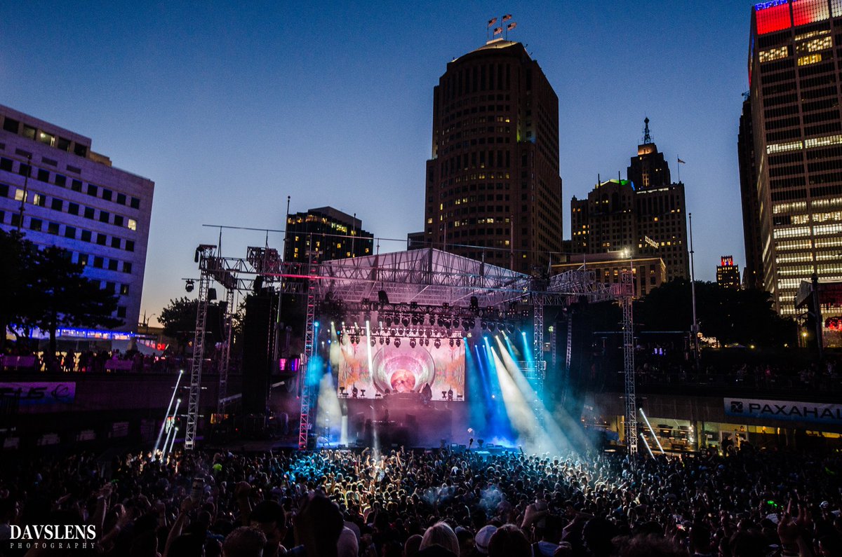Davslens's tweet photo. A few shots from @MovementDetroit #MovementDetroit #Griz #MK #Carlcraig #housemusic #techno #Dretroit https://t.co/sDZooLi0Gr