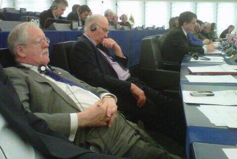 barryjbutler's tweet photo. @SpanishDan1 @NickStevenson63 Surely not. I’d have no excuse for bringing out his best snaps. Sleeping at “work” in the EUP & sneaking into his local brothel.
@RogerHelmerMEP is a creep & a charlatan. Naturally.
#rogerhelmer https://t.co/pPEGzSfuXO
