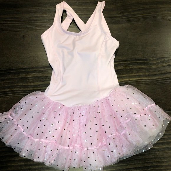 jckringles's tweet photo. So good I had to share! Check out all the items I'm loving on @Poshmarkapp from @Granitebaymom @Shamrockboutiqe #poshmark #fashion #style #shopmycloset #basicmoves #beginnings: https://t.co/yUAea9bcrW https://t.co/S23xy1RDML