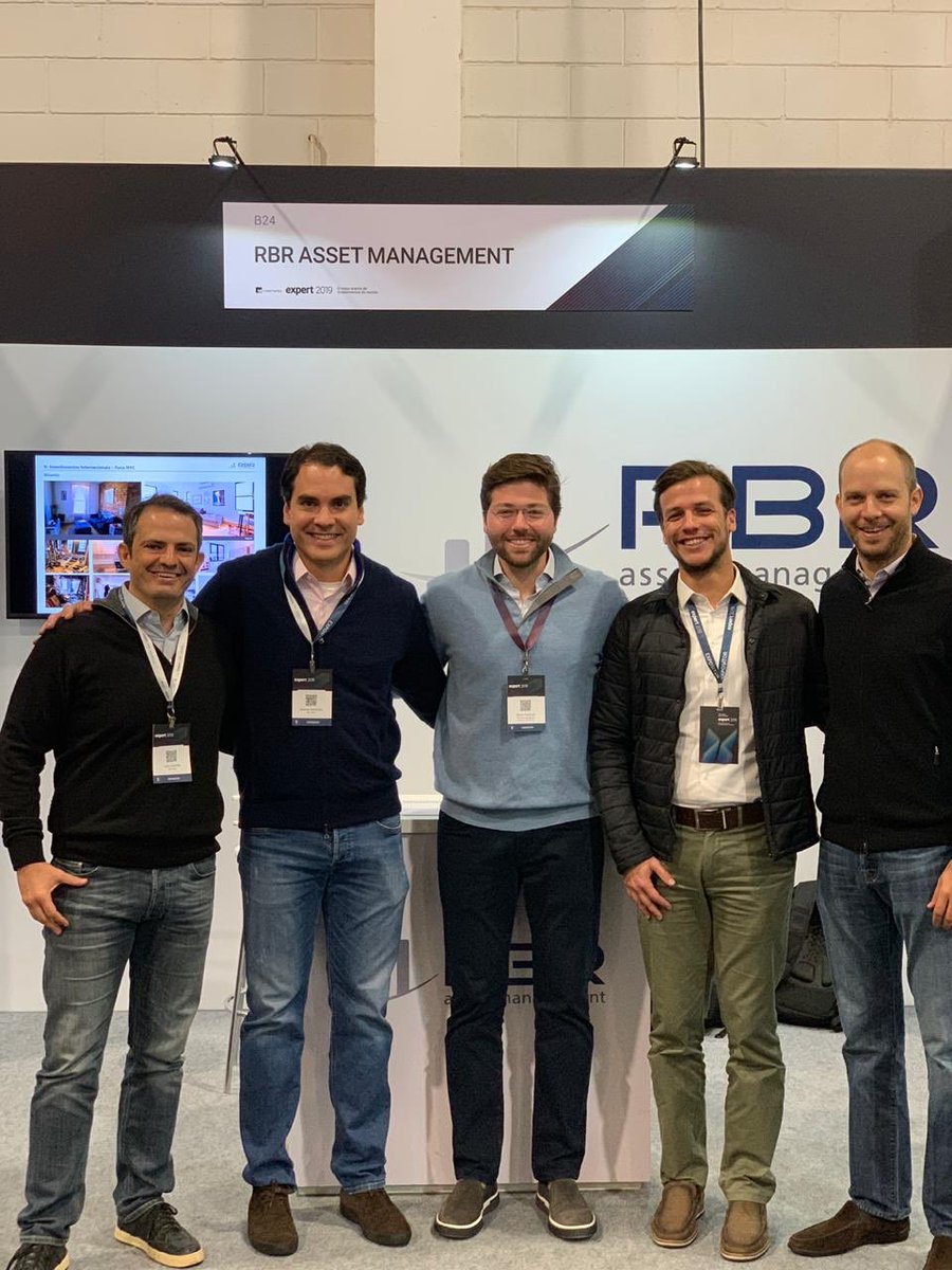 AssetRbr's tweet photo. Time de sócios da @AssetRbr agradece o carinho e a confiança de tantos investidores no XP Expert 2019. Estamos somente no começo de uma longa jornada ! #fundoimobiliario #Expert2019 https://t.co/SAl15keqlU
