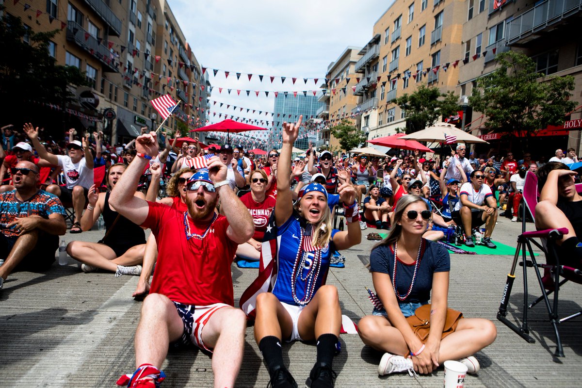AlbertCesare's tweet image. Fans in Cincinnati watching the world cup here in downtown. Cincinnati's own @roselavelle scored second US goal.