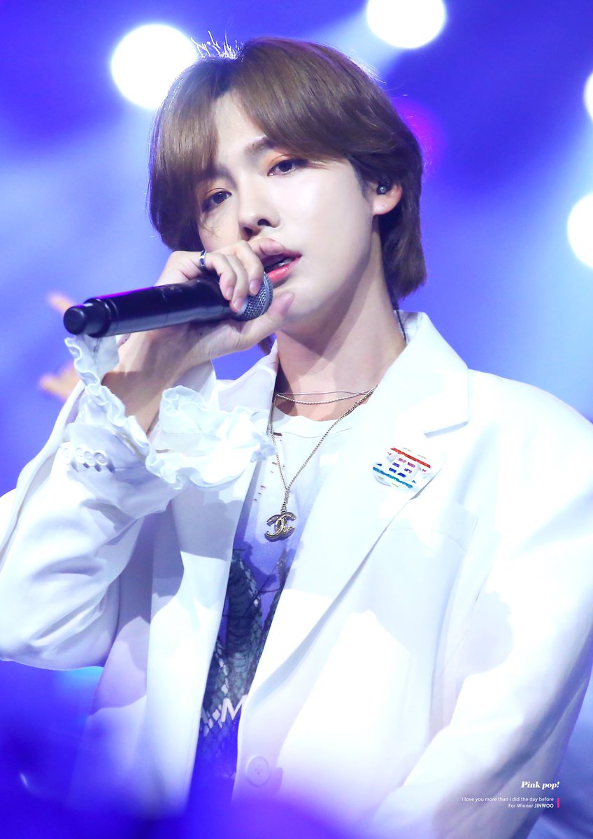 PINKPOP_JW's tweet photo. 190706 SBS SUPERCONCERT IN HK #김진우 HQ

진우오빵🤭💖 매일매일 또 반해버려✨

#위너 #WINNER #JINU #JINWOO https://t.co/YP86klAmhG