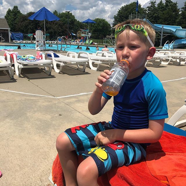 samanthashepard's tweet photo. That summer life... https://t.co/JJryOmx78Y https://t.co/zOyXUR1nRW