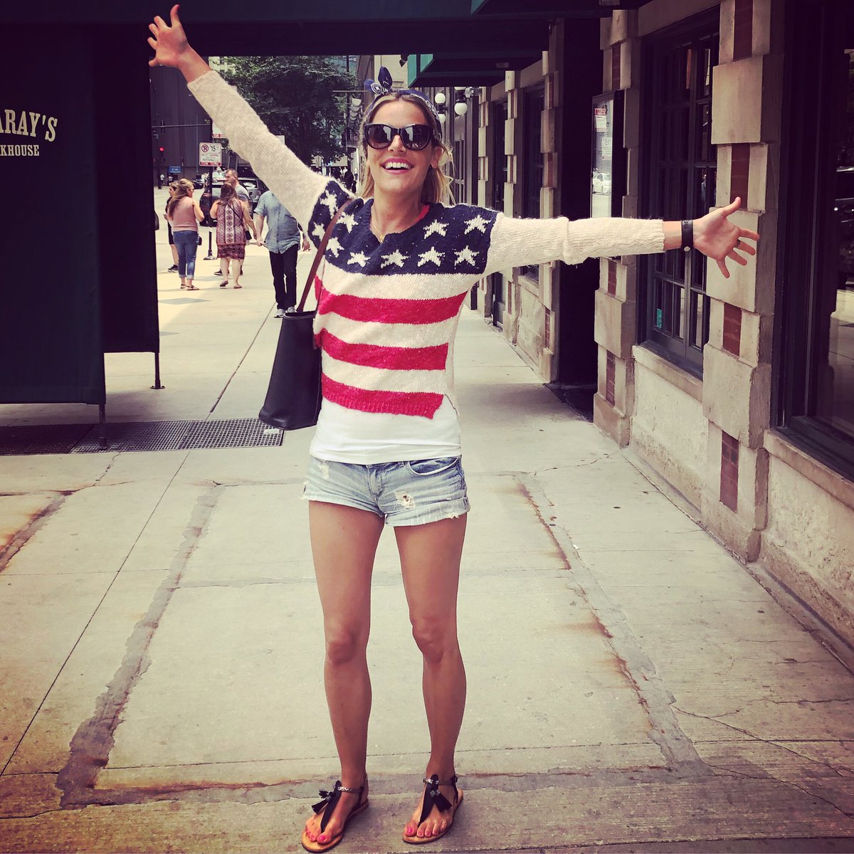 MrsStephByrne's tweet photo. Proud to be an #American #Female #Athlete today! Thank you @USWNT for representing our country SO fiercely and inspiring young female athletes across the globe to compete. #USA #WomensWorldCup #OneNationOneTeam 🇺🇸👱🏻‍♀️💪🏻 https://t.co/TsPiCpx3FQ