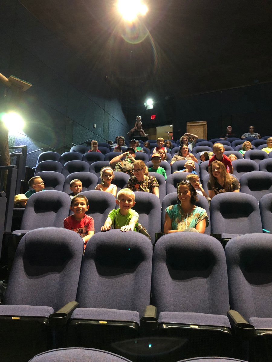 Rushingtoteach's tweet photo. #Warriors Explore
Field trip to the KC Zoo! We were able to see many of the animals we learned about over the summer. We had a great day! We fed the Lorikeets, pet stingrays, and sharks, watched the Sea Lion show, and the Bird show! https://t.co/u7geUHSuIU