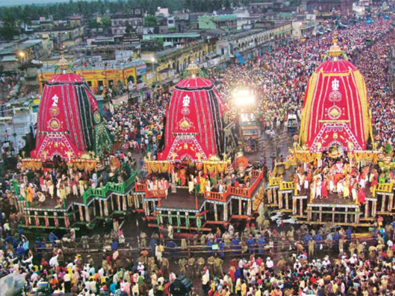 The entire tradition of Rath Yatra owes its origin to the ancient weekly sojourn of the deities. The idols are taken through the streets of Puri on beautifully decorated wooden chariots resembling temple structures, so that everyone can have the fortune of seeing them.