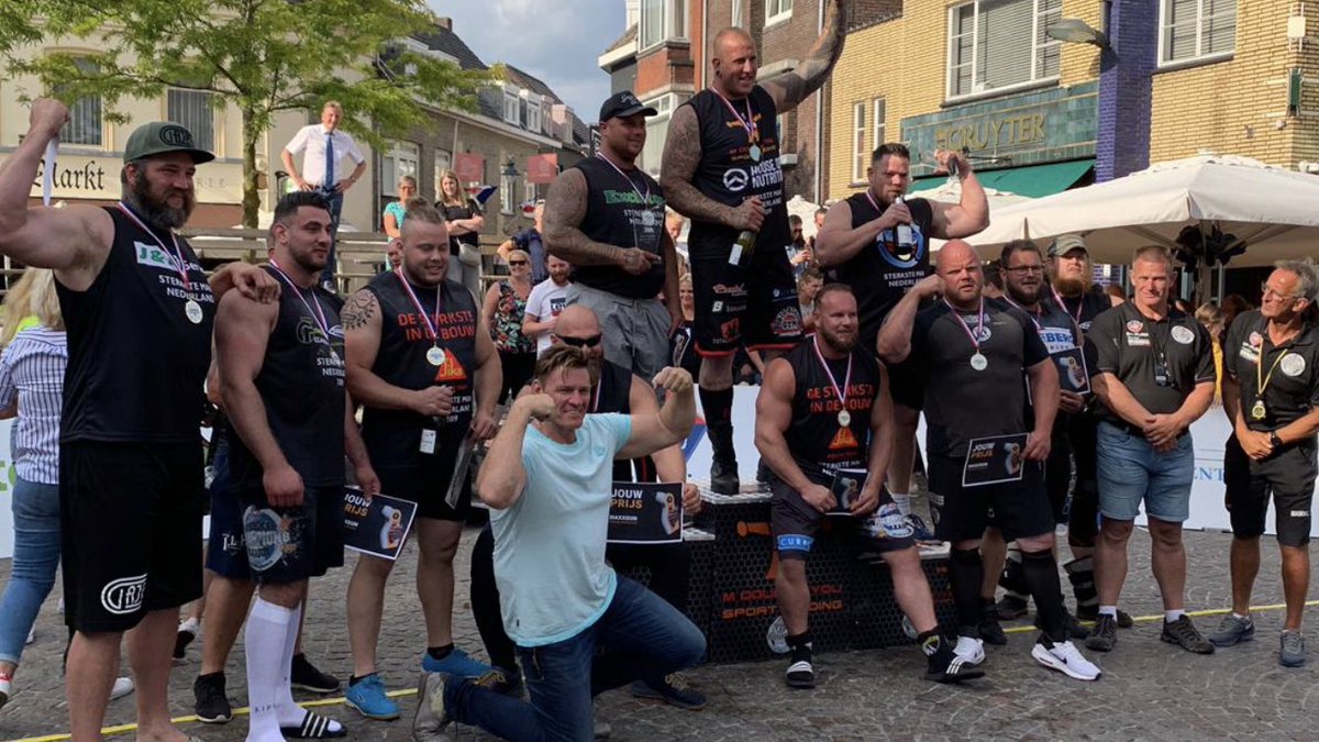 Waar is dat feestje........
Hier is dat feestje.