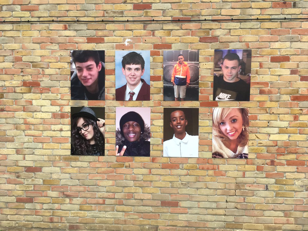 NickGazzard's tweet photo. Gone but not forgotten #knifecrime @Roseann4230945  @HollieGazzardT @petechezz @georgemizen @cecilmusicuk https://t.co/kpJKyb6Mwr