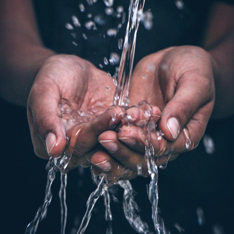 How Does Mild Dehydration Affect the Body? Research suggests that individuals can become dehydrated if they lose just 2% of their total body weight due to water depletion. This can cause a range of adverse effects and symptoms. Click to read more:
news-medical.net/health/How-Doe…