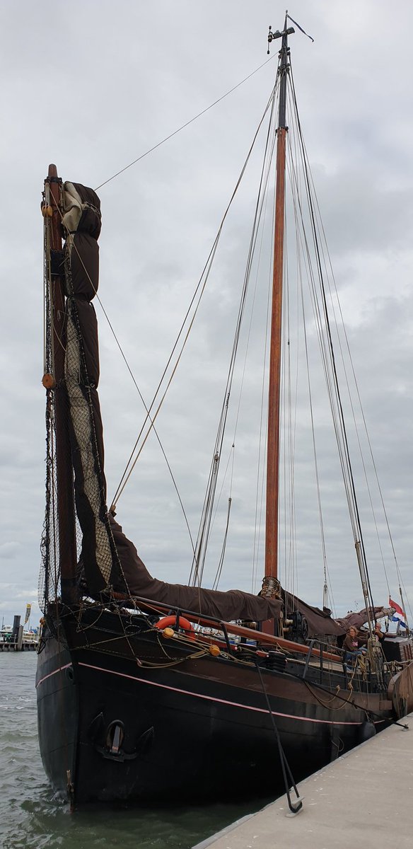 EpkodeVries's tweet image. Intensieve en mooie zeilweekend op de Waddenzee met de Ringen. willemjacob.nl/klanten/ringen… #klipper #willemjacob #lauwersoog #ameland