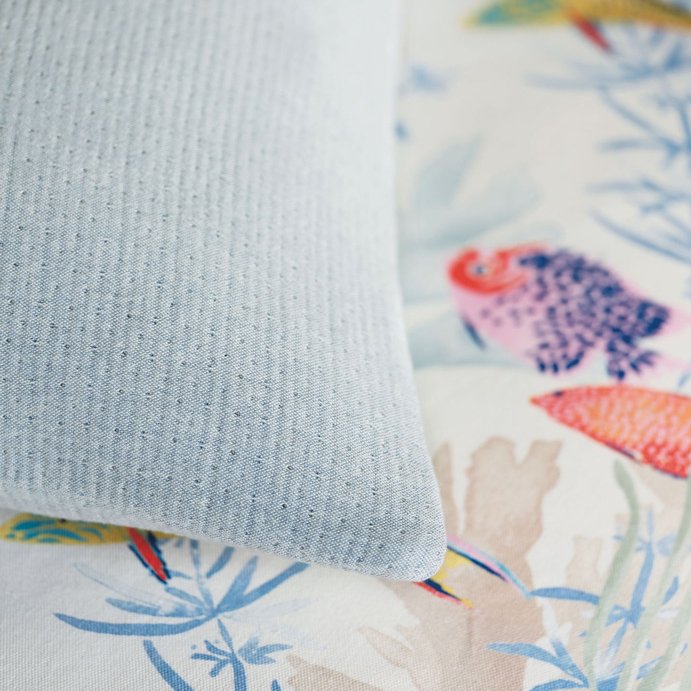 decoratingden's tweet photo. Design Tip: Mix it up! We love using a combination of fun patterns along with textured solids.
#decoratingden #decoratingdeninteriors #theden #interiordesign #design #interiordecorating #decorating #decor #homedecor #livvhomecollection #designtip https://t.co/kDIoHNo2u2