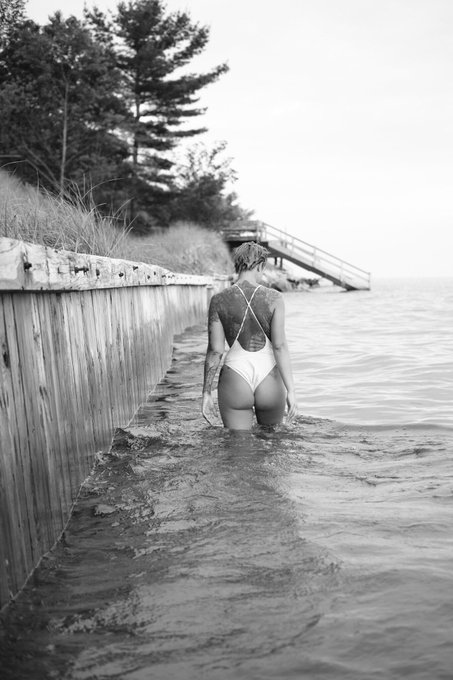 Walkin&rsquo; away with a W. https://t.co/r9vurbqMgs<a href="/tag/tattedtuesdays"class="tags"><span>#tattedtuesdays</span></a>