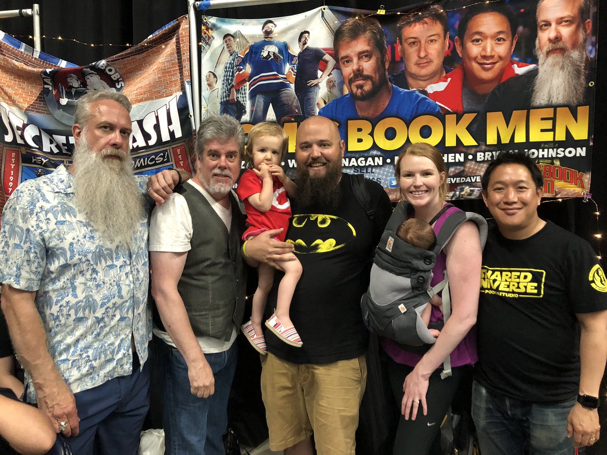 We love watching the show Comic Book Men and we were stoked to get to meet @mingchen37 @TellEmSteveDave and @michaelzapcic #comicbookmen