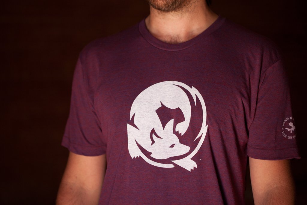 no Twitter: "They might not provide much warmth in the cold winter of #TheLongDark, but official t-shirt from the @HinterlandGames store will keep you (and feeling) cool for the