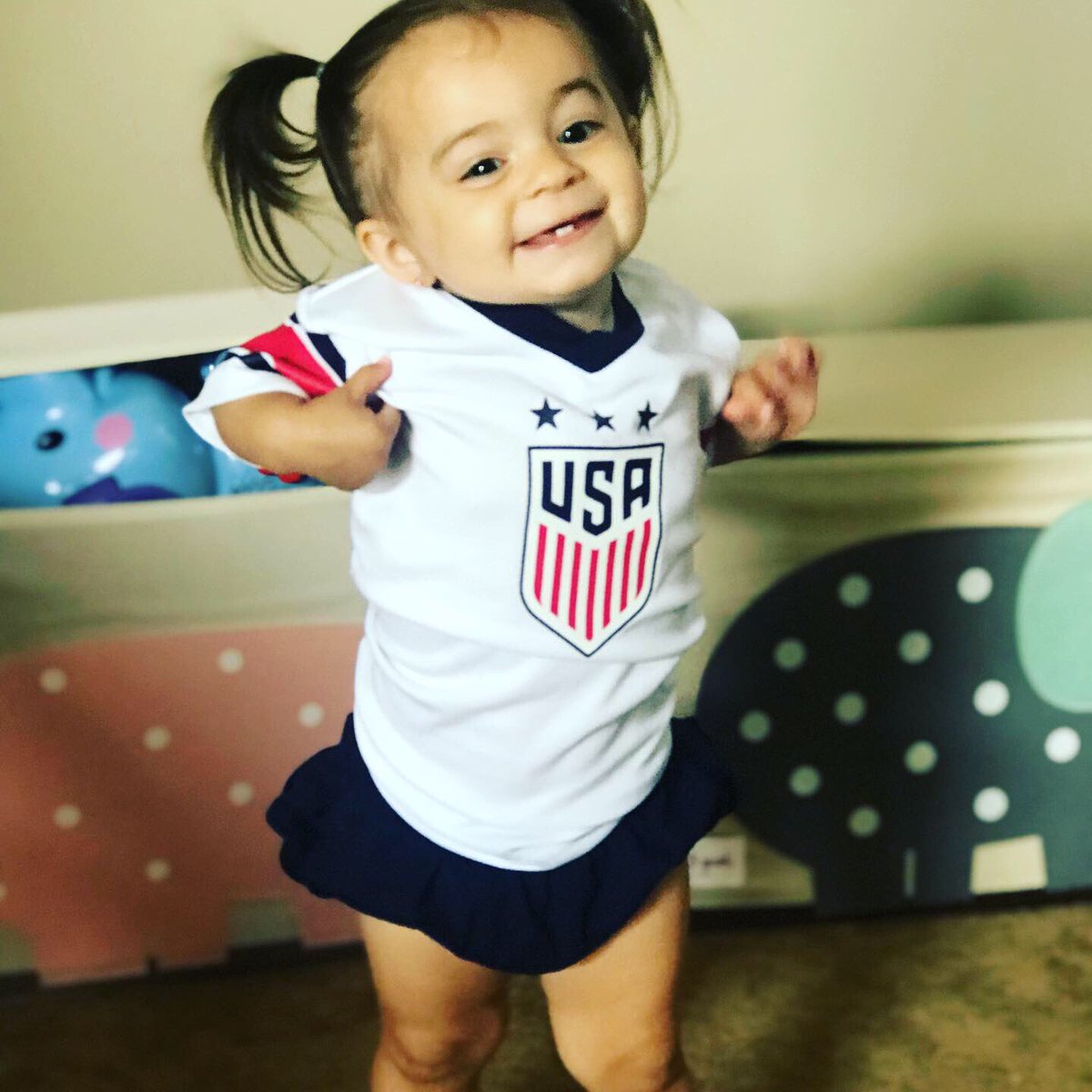 Dgaldo20's tweet photo. Congratulations to our #USWNT on their Back to Back World Cup Win!! ⚽️🇺🇸  @alexmorgan13 https://t.co/IroiG4tUY7
