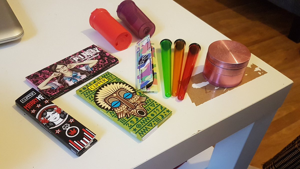 Maybe I went overboard. 
Can't wait to test out my new <a href="/Clipper/">Clipper</a> #loudlondon <a href="/snailpapers/">Snail Rolling Papers</a> kingskins.