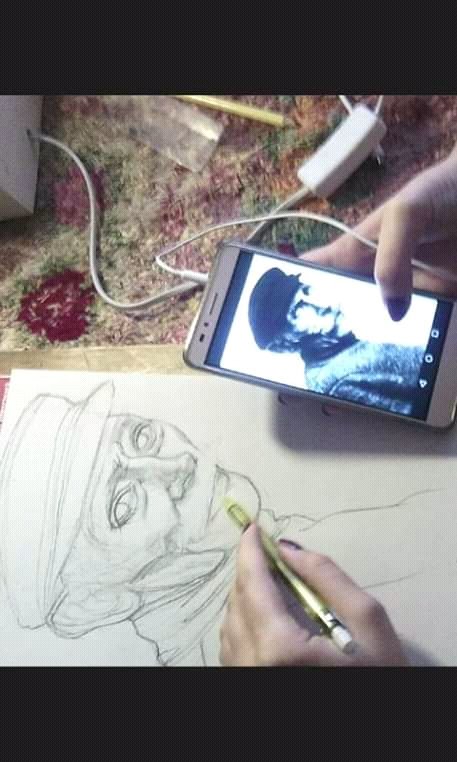 CarmenSerban's tweet photo. #portrait #oldman #creatieproprie #mygirl #StefaniaEmanuelaSerban #artist #buststudy #GraphicDesigner #drawing #art #dailyidea #mydaughter #artwork #artwithrefugees #positivethinking #lucrurisimple #rapidsketch https://t.co/qSQf2wyxHp