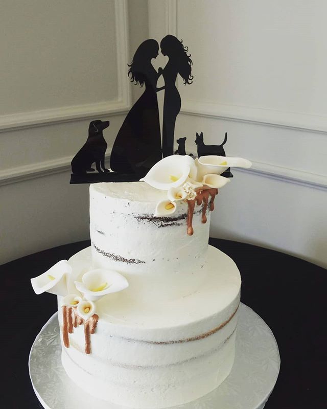 DolcezzaCakes's tweet photo. Visit us today, Sunday, July 7, during #prideinthesquare 🌈 We're open until 5pm! #loveislove https://t.co/pIrc55eLoF https://t.co/iFfEflY4Sa