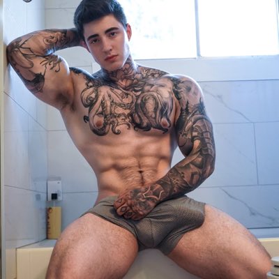 MillBoys's tweet photo. #NovaFotoDoPerfil https://t.co/nkZ7Z1QHGk