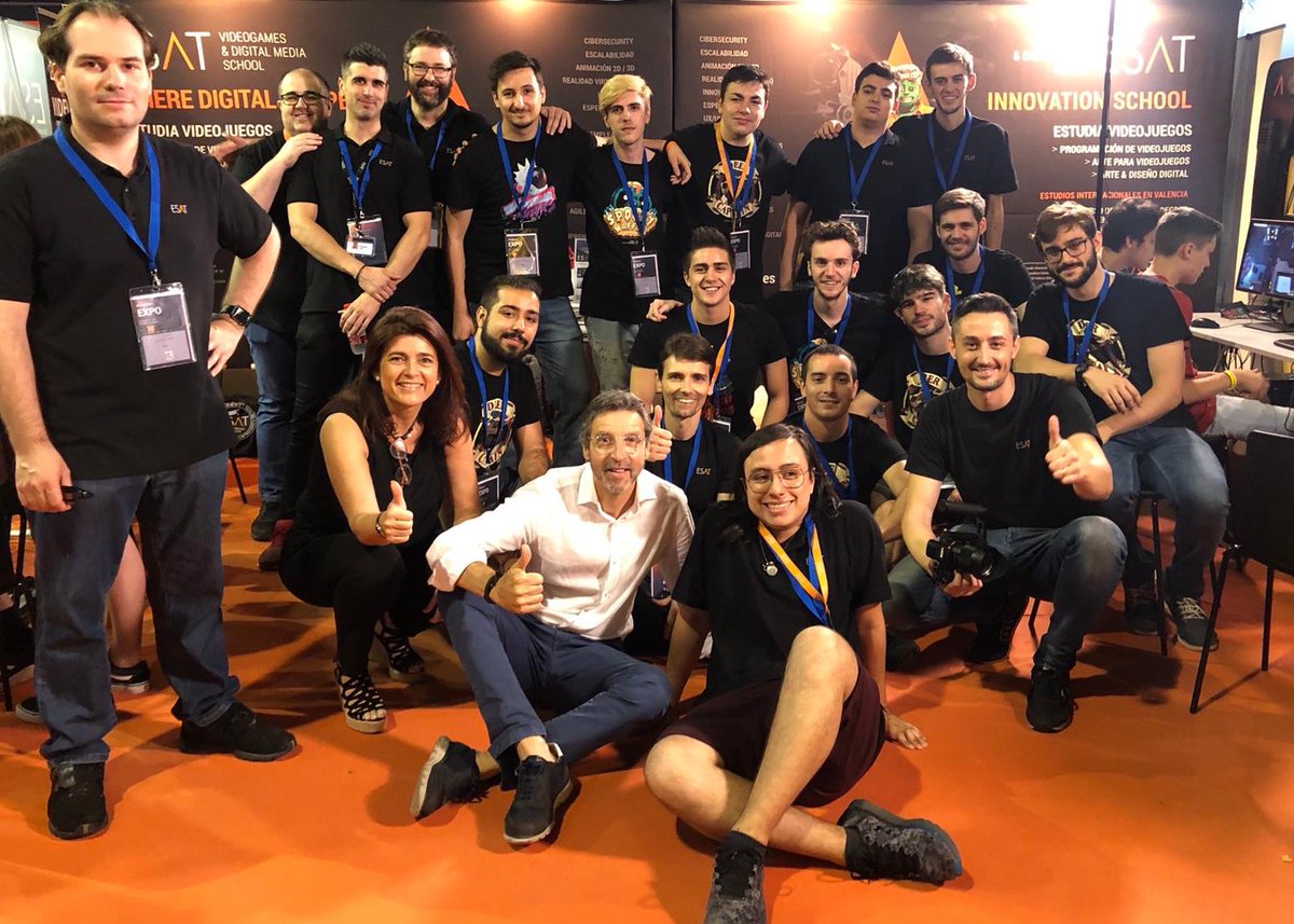 Enhorabuena a todo el equipo de @DreamHackSpain Fantástico evento en vuestro décimo aniversario. 
10 años compartiendo éxito con vosotros.