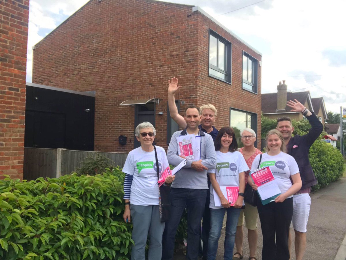 A second team was out today in #londoncolney campaigning for a @peoplesvote_uk . Great work guys! @Watford4Europe @HarpendenEurope @euromove
