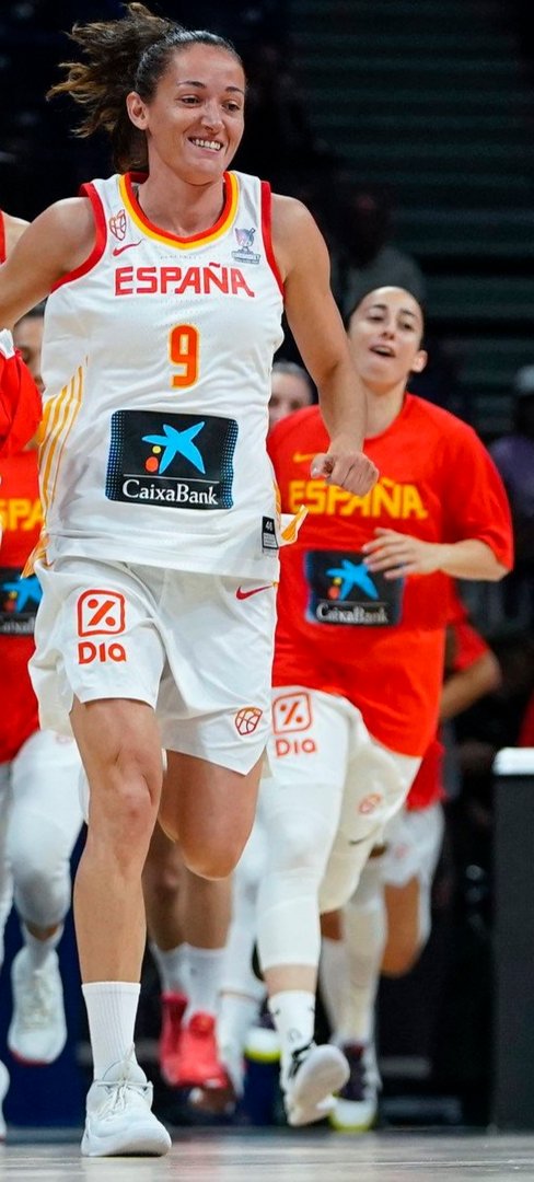 Laia Palau. 12 medallas entre europeos, mundiales y JJOO. Superando el récord de Pau Gasol con 11!!!! Mito.