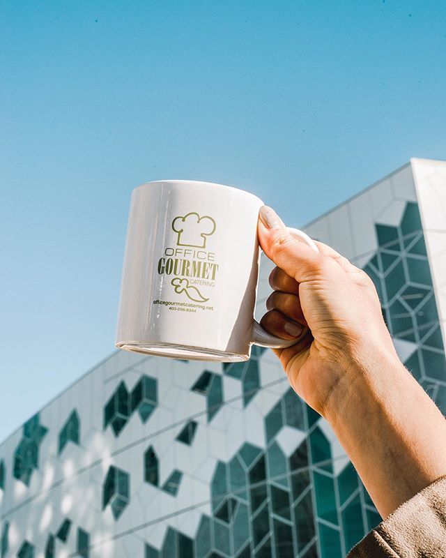 Happy Sunday!

Get yourself a coffee and relax for the weekend.

Browse our menu, get in touch and let's set up you week for success with some gourmet catering for the whole office!

Link in bio!

#office #officelife #officespace #officegoals #officeoftheday #officemates
#yy…