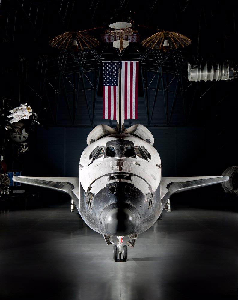 SmithsonianIMAX's tweet photo. #DYK the #DiscoveryShuttle is featured in our #IMAX film Journey to Space 3D? See the film and the shuttle at the #UdvarHazy Center: https://t.co/Jo6MBp7tNw https://t.co/nTQ2M4YRTk