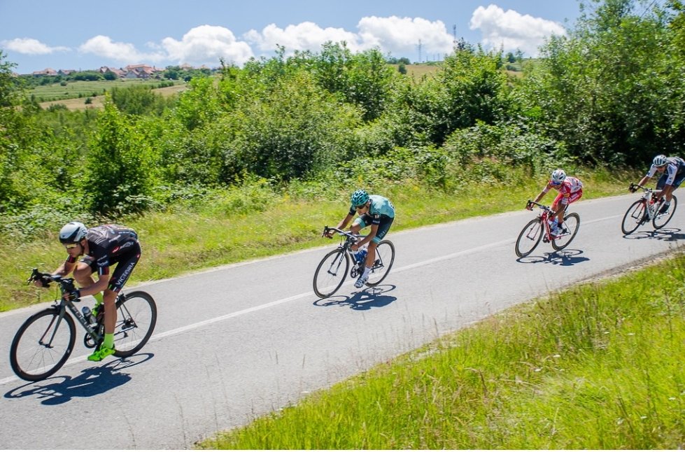 303_Project's tweet photo. More pics from #Romania & the @SibiuTourEN. This has been a great experience and the riders have stepped up in so many ways. Today we rode the final stage. #EmptyTheTanks #GoForIt #KeepTrying #303Project #MadeInColorado #NoQuit
@StuPickering 📸 https://t.co/U2BrzvFfEL