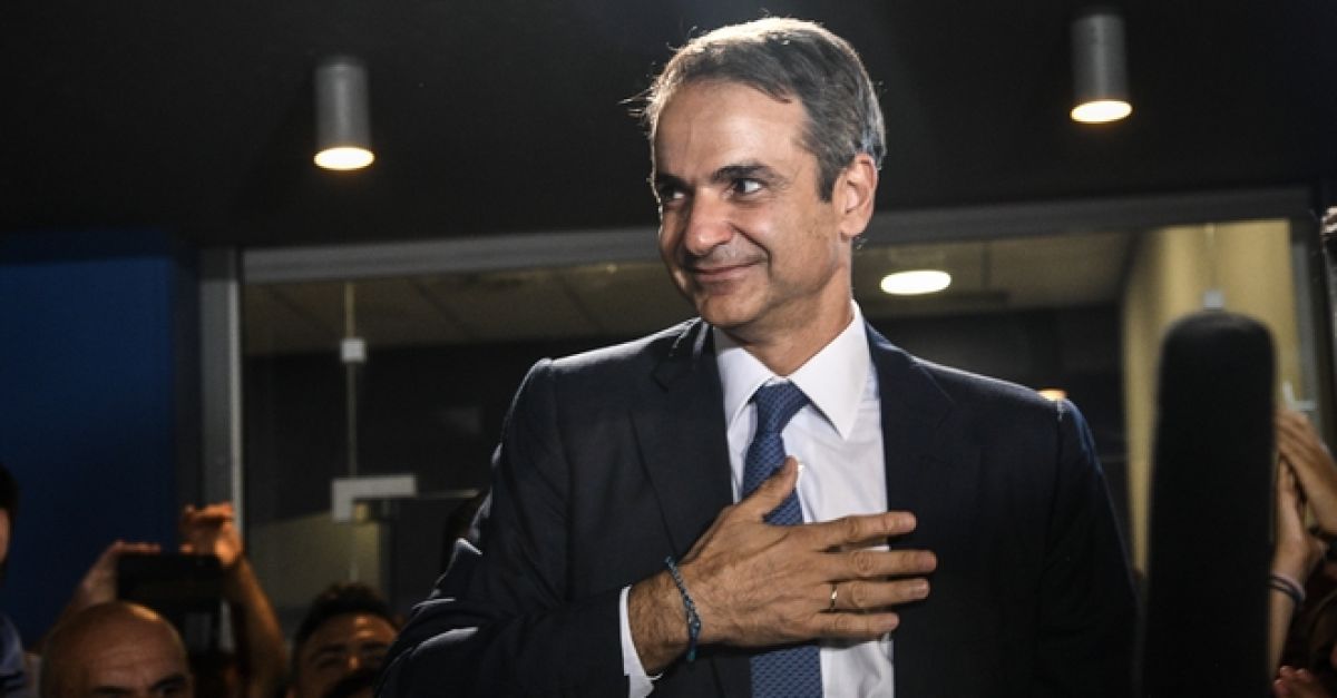News247gr's tweet photo. Με ποιους θα κυβερνήσει ο Μητσοτάκης  https://t.co/hTzZrBGuoE https://t.co/aYpGL10c11