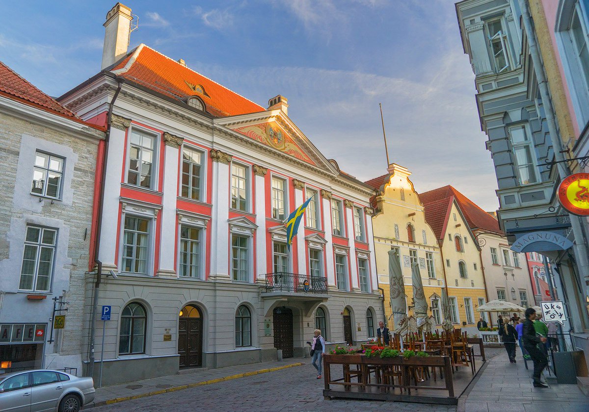 WanderlustAV's tweet image. How to Choose the Best DSLR Camera for Travel in 2019 #apsc #best #budget #camera #cameras #canon #digitalslr #dslr #fullframe #nikon #pentax #premium #sensor #slr #sony #Travel alwayswanderlust.com/best-dslr-came…