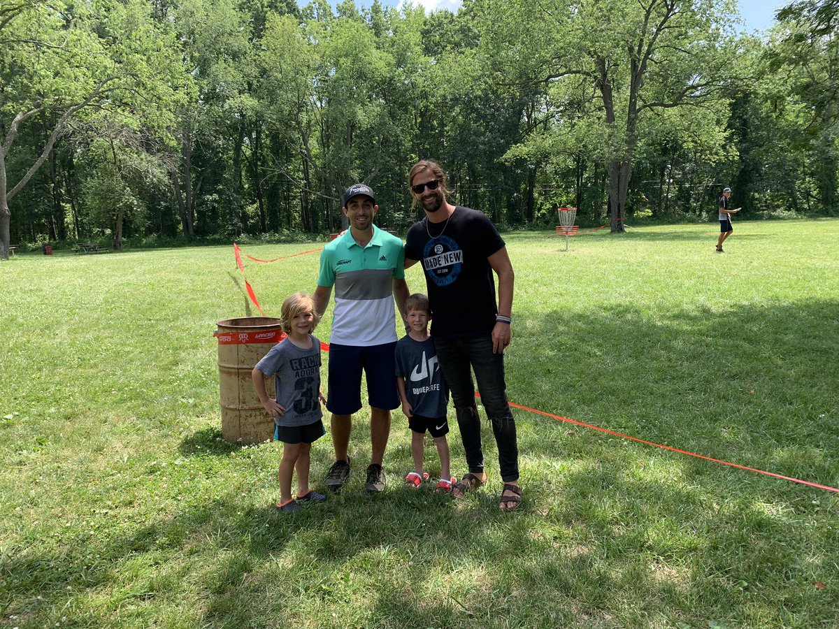 chrispasik's tweet photo. @Paul_McBeth thanks for making my@boys day! https://t.co/PohJJAB74m