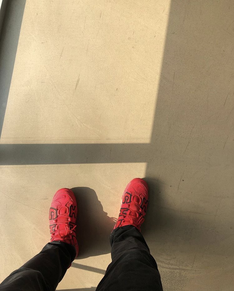 flighttoseoul's tweet photo. 190708 Jaejin’s IG
#BecauseTheWeatherIsNice https://t.co/TACOMxCpmo