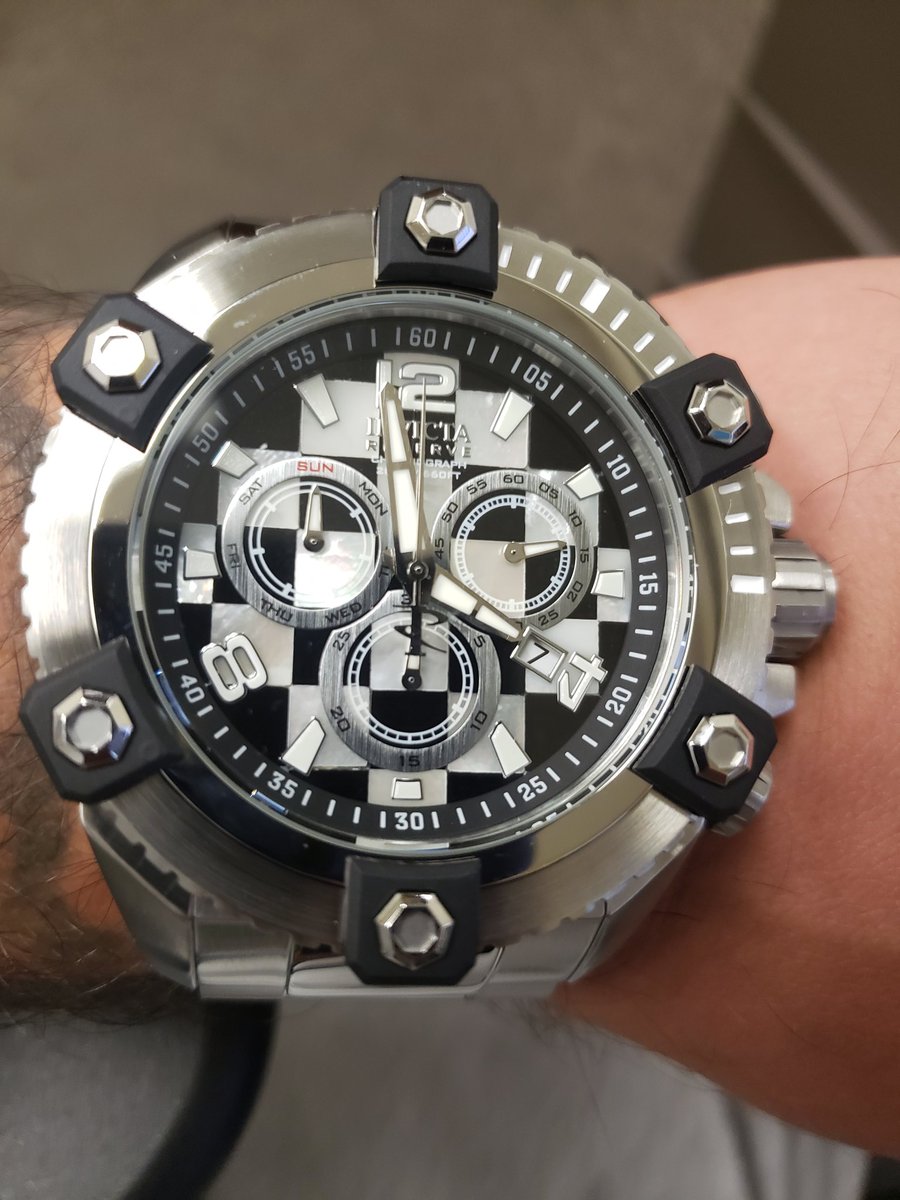TOMMYBIGTIME1's tweet photo. Mosaic on the wrist!!! Subscribe to https://t.co/aYi1jclPH3 #subscribe #tommybigtime #invicta #youtube #BIGTIMEGANG #bigasswatches #trapvision3d #msbeads #georgiamountainwatches #invictaholics #staytuned #wristcandy https://t.co/nhXm0UgVcG