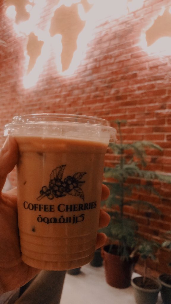 coffee|nation (@coffeenation2) on Twitter photo • كرز القهوة <a href="/coffeecherries1/">كرز القهوة Coffee Cherries</a>
• تجربتي ماكانت كويسه للأسف 😑
•طلبي كان " ايس شيكن 18﷼ " 👎🏻
المشروب كان حااااااالي وطعم القهوة مختفي
بس جلساتهم بطله الخارجيه والداخليه 👌🏻
• كمجمل (5-10)
عوائل👨👩👧 وافراد 👬
لايوجد موسيقى 🚫
#coffee #قهوه #قهوه_مختصه • كرز القهوة <a href="/coffeecherries1/">كرز القهوة Coffee Cherries</a>
• تجربتي ماكانت كويسه للأسف 😑
•طلبي كان " ايس شيكن 18﷼ " 👎🏻
المشروب كان حااااااالي وطعم القهوة مختفي
بس جلساتهم بطله الخارجيه والداخليه 👌🏻
• كمجمل (5-10)
عوائل👨👩👧 وافراد 👬
لايوجد موسيقى 🚫
#coffee #قهوه #قهوه_مختصه