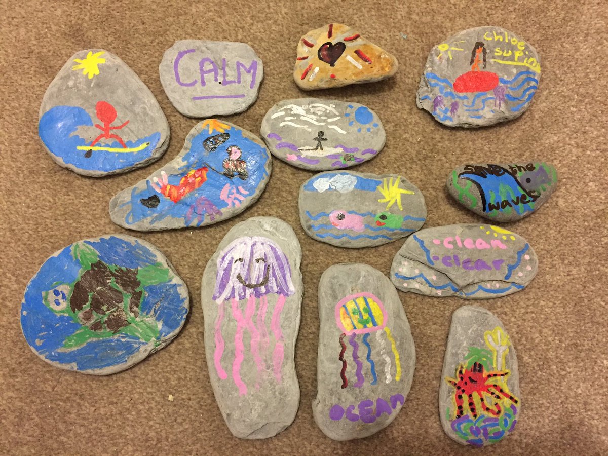 DPJMills's tweet photo. At the #WaveProject stall at #PaddleRoundThePier #PRTP we asked people to decorate stones with words or pictures to describe why they love the sea. Here is the whole collection (bar one little lad’s effort, which he couldn’t bare to be parted from!) & a few of my favourites 🤙❤️ https://t.co/9ncgVbhTGi