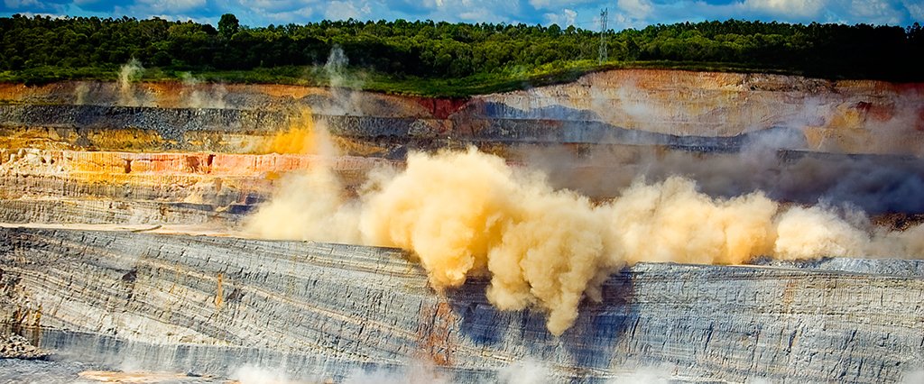 Corrslawyers's tweet image. The July edition of our Mining Sector Update is out now. Download it here #EnergyandResources #auslaw @CorrsProjects | corrs.com.au/insights/minin…