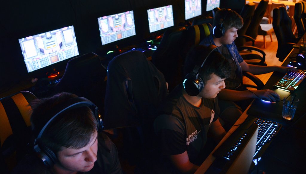 esportBERG's tweet photo. Auf geht's, Ab geht's - Esport BERG https://t.co/6ssuvAdTIE