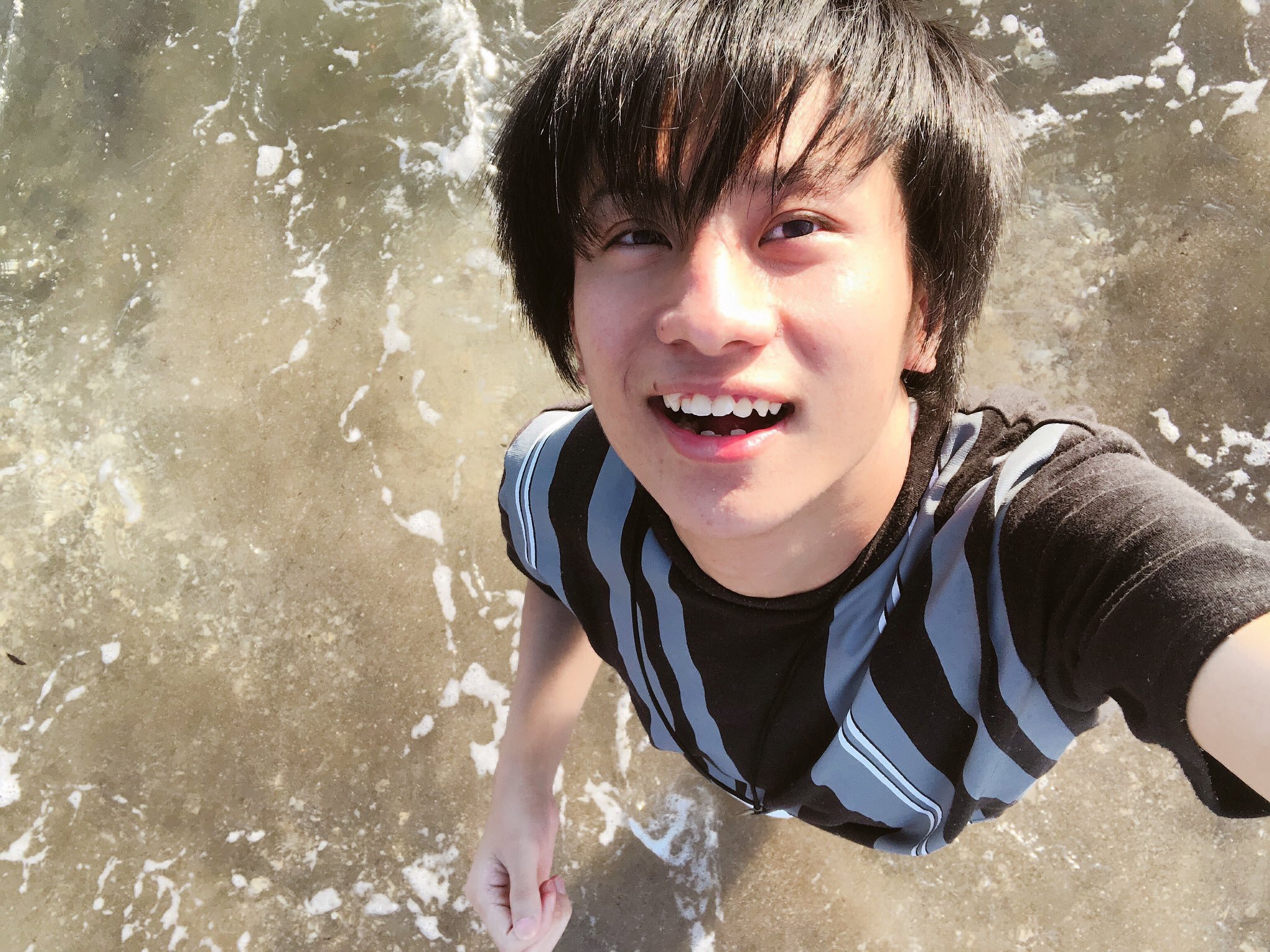 山本推しの皆さん 似てません 私の推しの2人です ちなみに関ジャニ の安田さんです 山本祥彰 安田章大 Quizknock好き なら分かるはず T Co Q0x6f1exwn Twitter