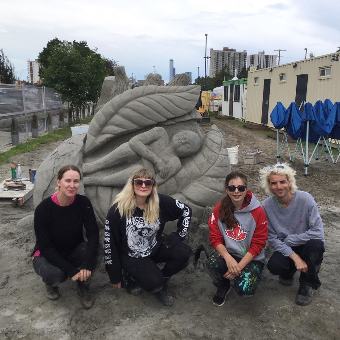 Only one hour left to enjoy the People's Choice 'Hope.' It was creted at our sand carving bootcamp by visual art students in partnership with <a href="/TheWorksFest/">The Works</a>, mentored by our professional artists Peter Vogelaar and Guy Olivier Deveau. #SandOnWhyte #yeg