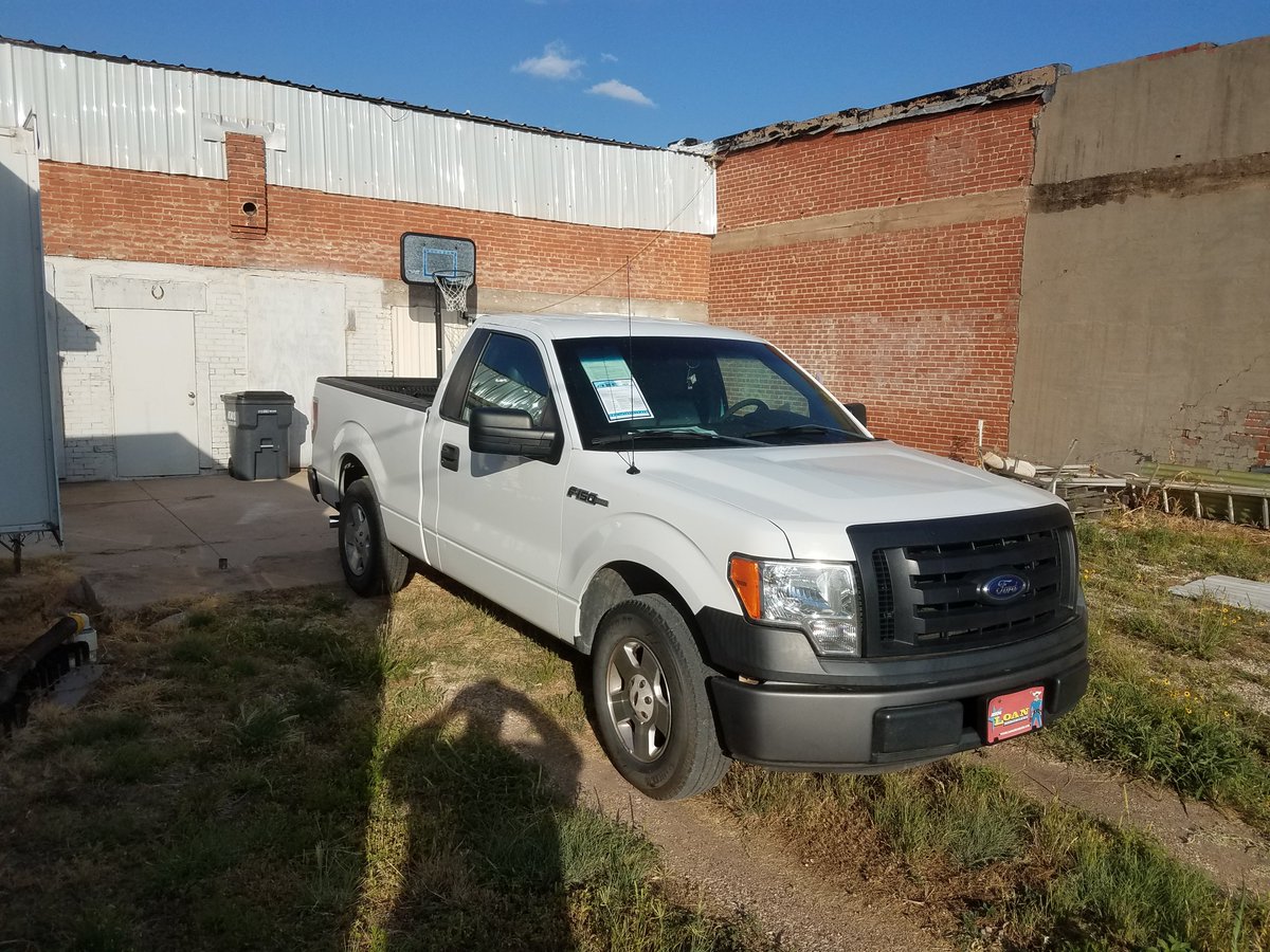 Wasn't intending on getting a pickup when I went to Abilene Friday but something told me to stop and look at what Arrow Ford had and if it MIGHT be possible. Well I got this. A 2013 F150 FX