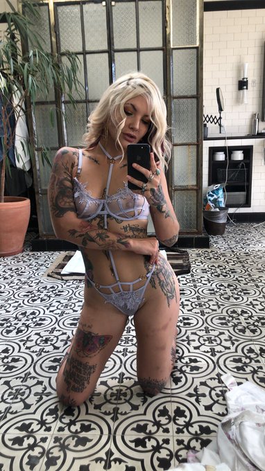 🌞💜🥰 I love you https://t.co/xYiMBfaOuL<a href="/tag/spoilme"class="tags"><span>#spoilme</span></a>